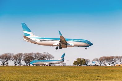 MDZol | En un mes que cayó el mercado de cabotaje, la baja de actividad de Aerolíneas Argentinas fue mayor a la reducción general de la deamanda Foto: Noticias Argentinas