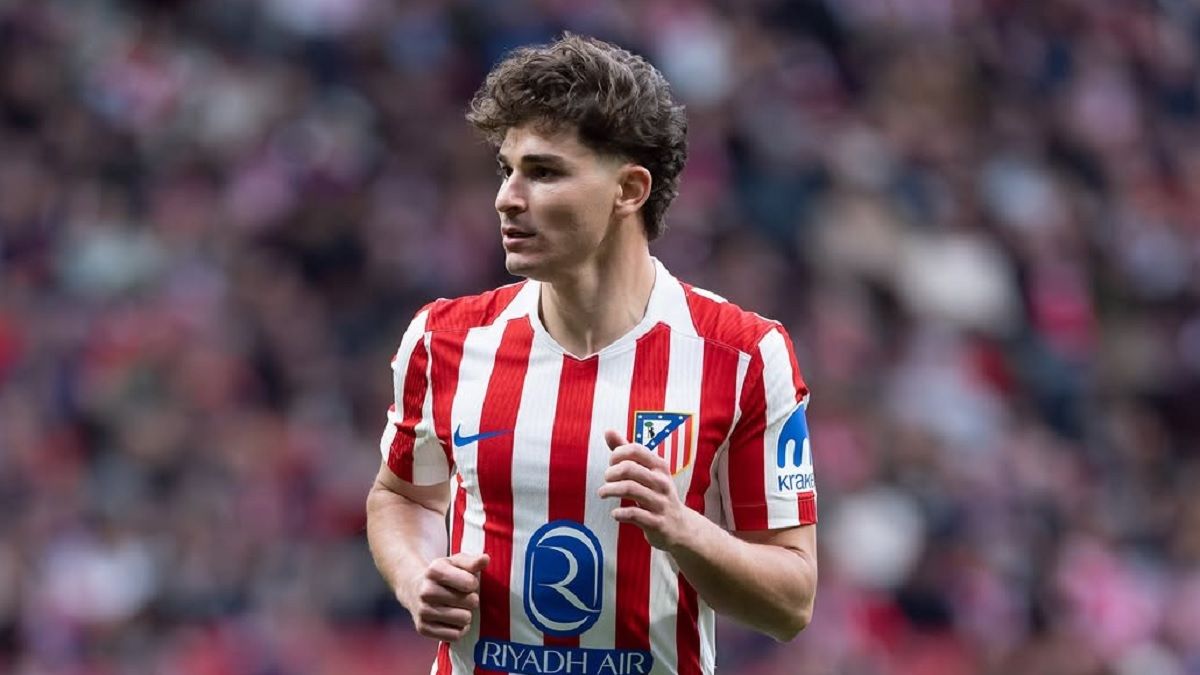 Julián Álvarez se aleja del radar del Barcelona: quién es el nuevo 