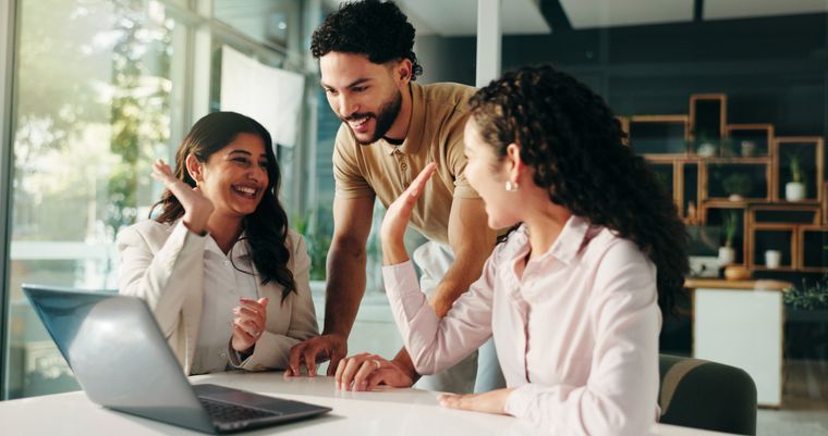 Trabajo trabajadores shutterstock