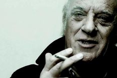 Yo prendí un cigarrillo y me puse a esperar la muerte, tranquilo, confesaría años después el Coco Foto: archivo Yo prendí un cigarrillo y me puse a esperar la muerte, tranquilo, confesaría años después el Coco Foto: archivo