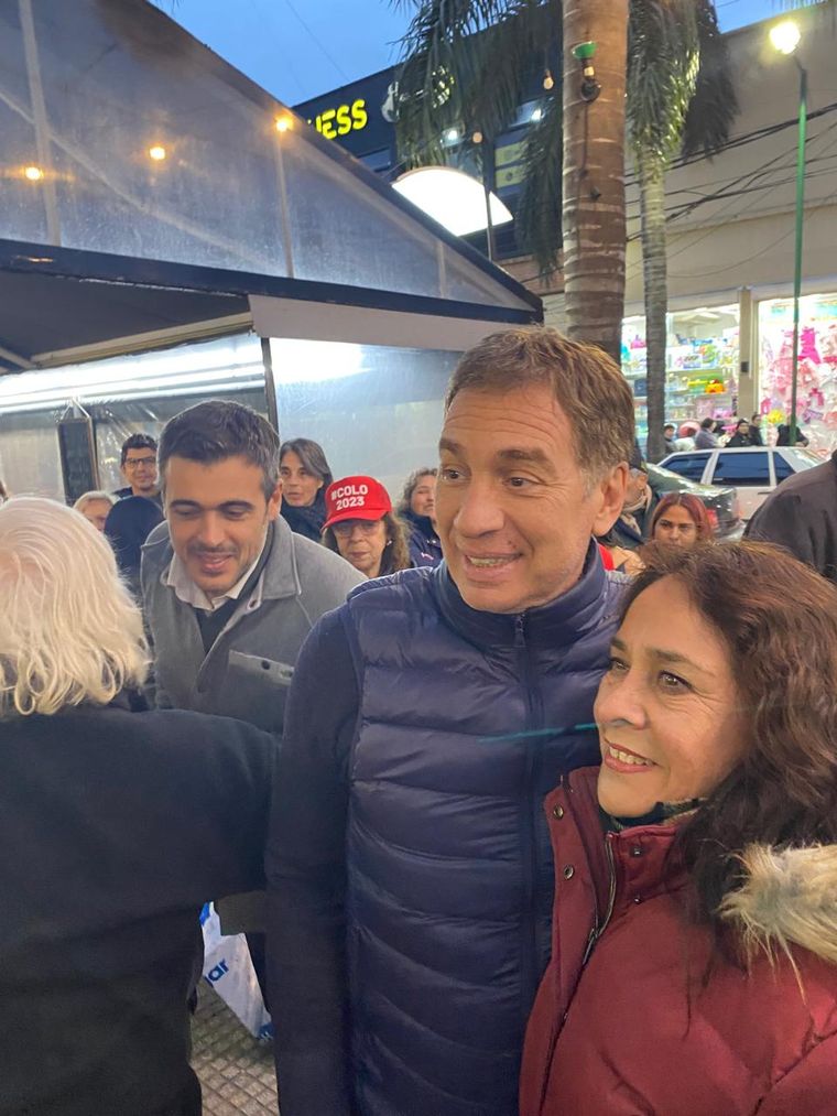En el 2021, recorriendo el conurbano. Era lo que quería hacer desde hace tiempo. Quiere ser gobernador en 2027 En el 2021, recorriendo el conurbano. Era lo que quería hacer desde hace tiempo. Quiere ser gobernador en 2027