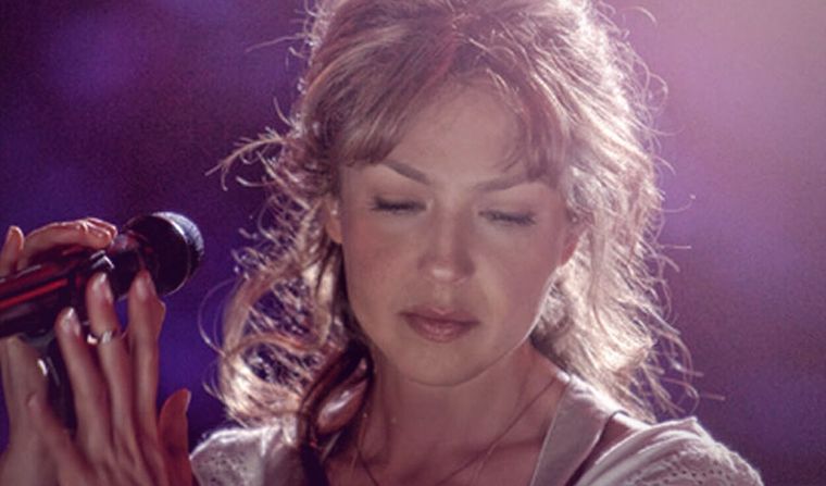 Tristeza absoluta: el luto que atrapó a Thalía