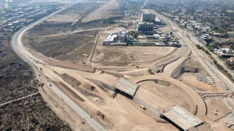 Continúan las obras en la ruta Panamericana en Luján de Cuyo. Foto: Gobierno.
