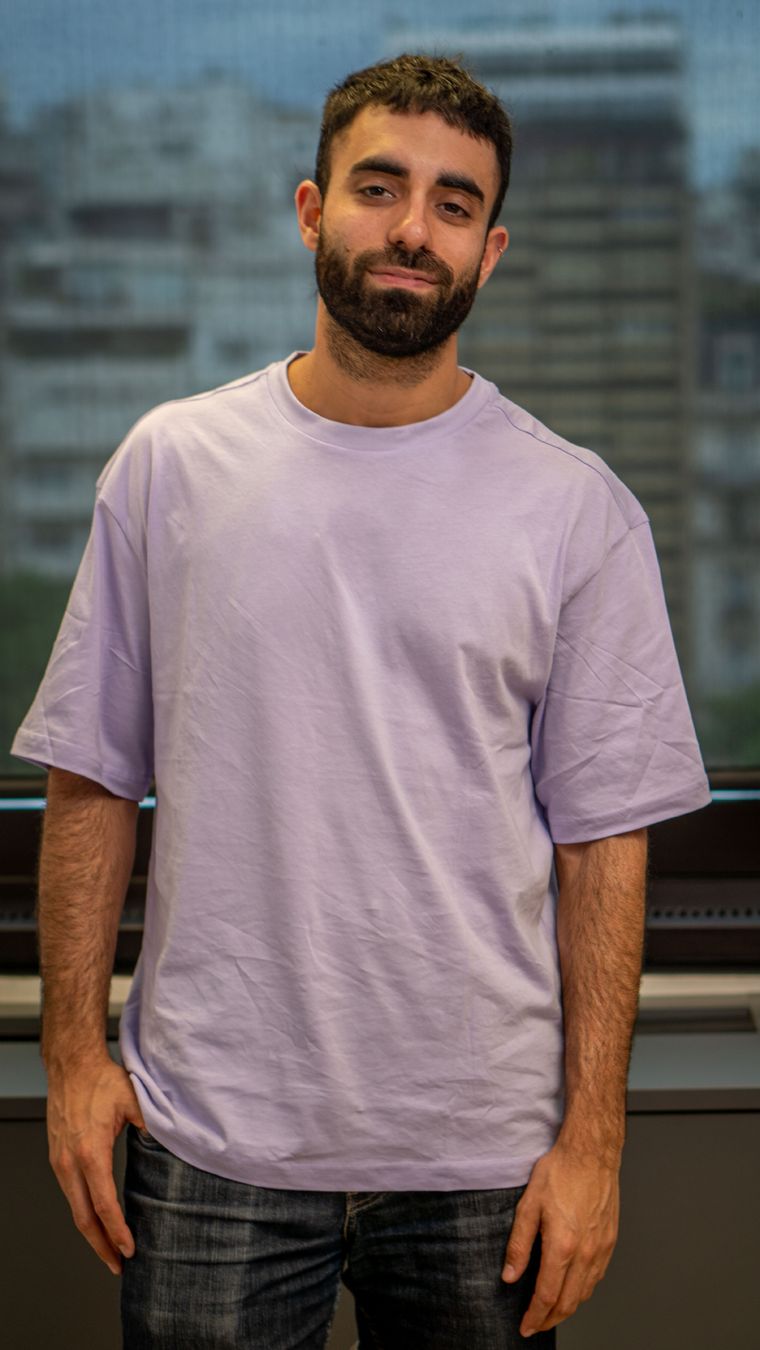 Eial Moldavsky, el influencer que hace filosofía en lenguaje accesible para millones de personas. Foto: Julian Volpe