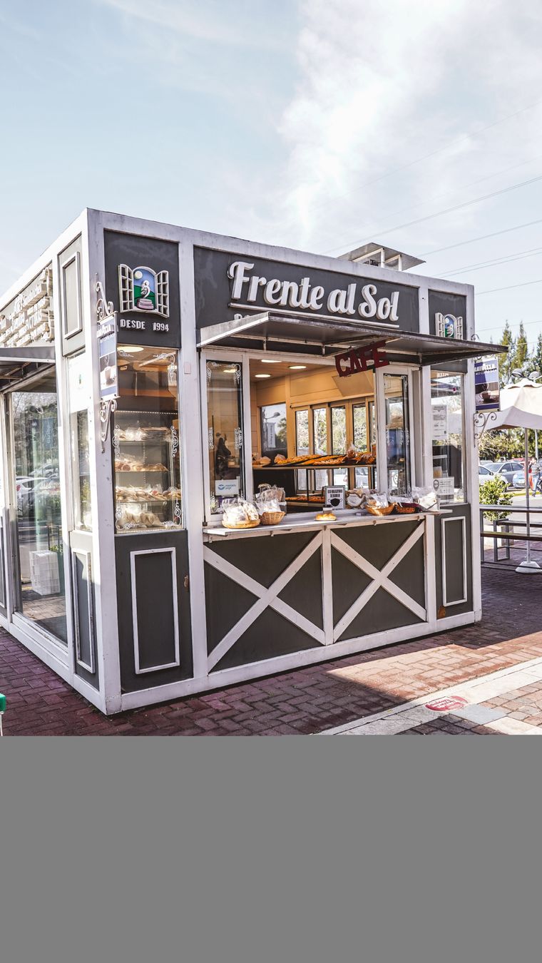 Frente al Sol, panadería y pastelería Foto: Frente al Sol