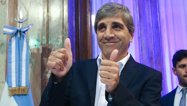 Luis Toto Caputo aún no definió junto a Milei al director del Central Foto: NA