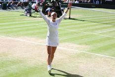 Barbora Krejcikova, la nueva campeona de Wimbledon. Foto: EFE