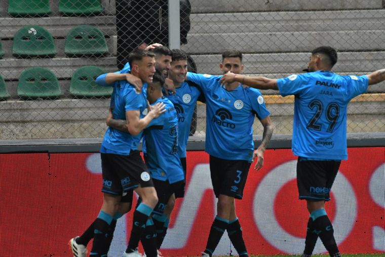 Lisandro López marcó el 2-1 parcial de Belgrano de Córdoba.&nbsp;