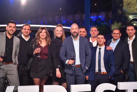 Grupo Lorenzo lanzó la nueva Ford Everest. Grupo Lorenzo lanzó la nueva Ford Everest.