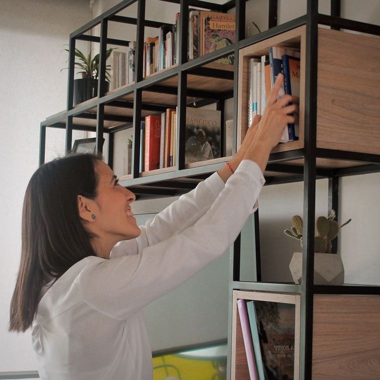 Constanza nos cuenta cuáles son los beneficios de tener nuestros espacios ordenados y organizados.