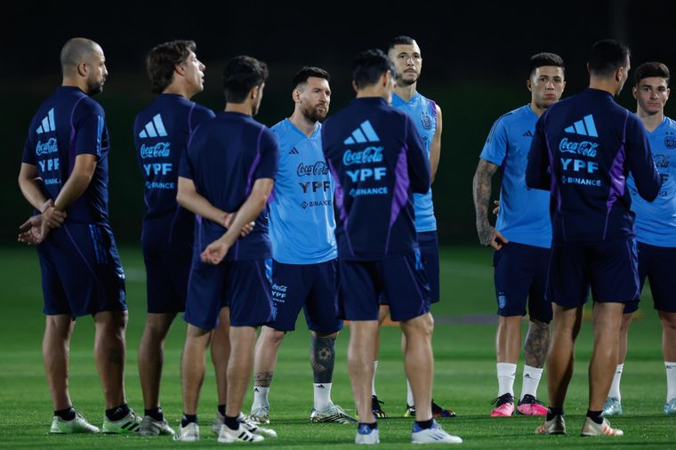 La Scaloneta comenzó a preparar el duelo con Países Bajos. Foto: EFE