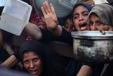 la onu pide a israel que permita el acceso de 6.000 camiones de ayuda humanitaria que esperan a entrar en gaza