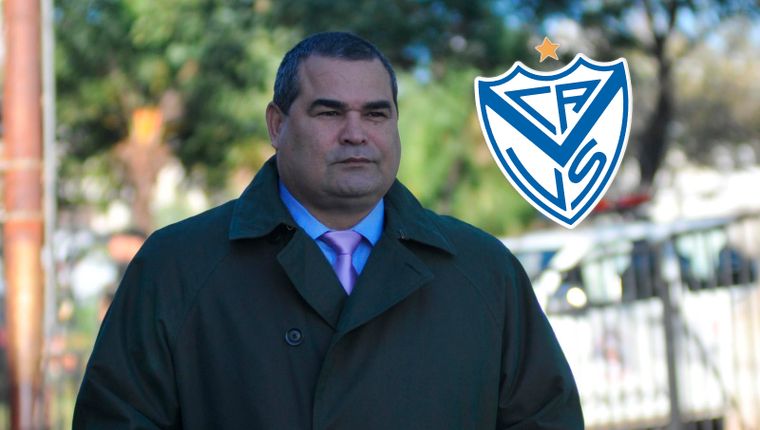 Chilavert le deseó suerte a Vélez para la semifinal de Copa Argentina. Foto: Archivo