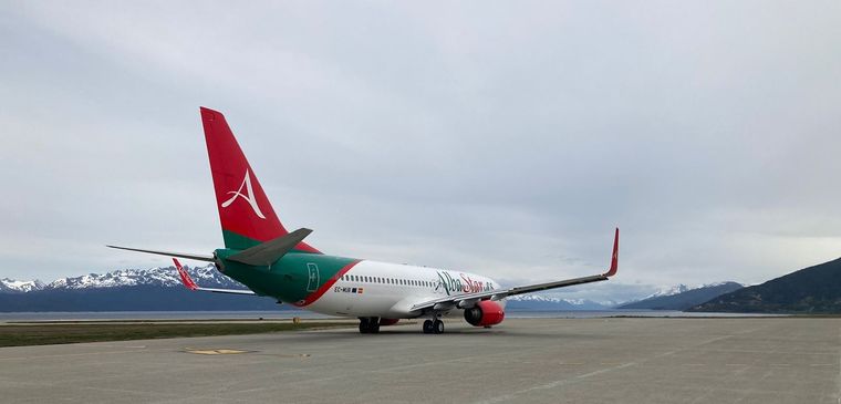 Ushuaia fue el destino del primer avión que voló desde Buenos Aires con matrícula y tripulación extranjera Foto: Gentileza
