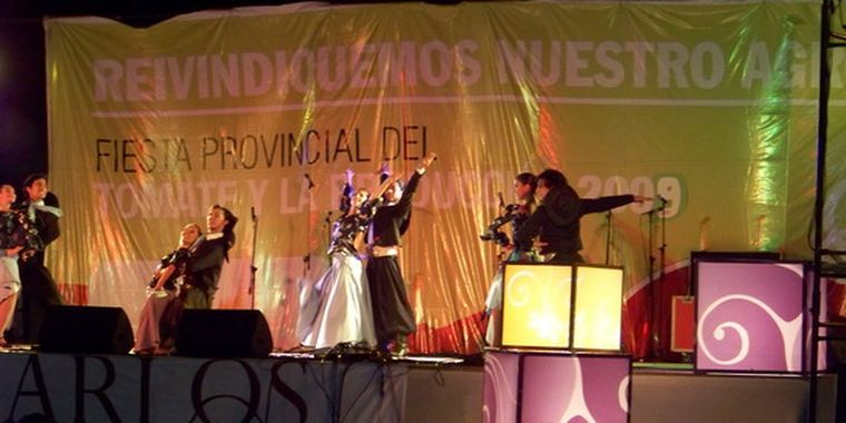 San Carlos disfrutó de una nueva Fiesta del Tomate y la Producción.