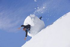 La bola de nieve es una excelente metáfora que refiere a cómo os problemas mínimos pueden ser arrastrados y, en eso, ir acrecentándose Foto: Pixabay