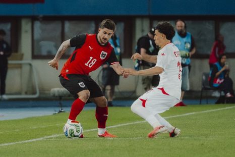 Con un hombre menos desde los 37 del primer tiempo, Austria venció a Túnez con un gol de Sabitzer. Con un hombre menos desde los 37 del primer tiempo, Austria venció a Túnez con un gol de Sabitzer.