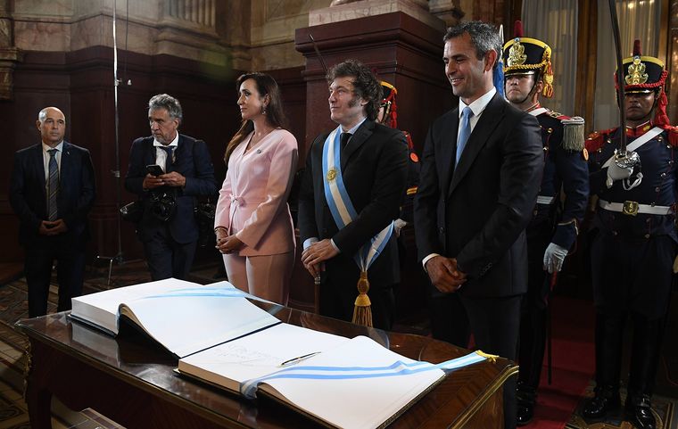 Javier Milei llamó a un acuerdo nacional que se firmará en mayo en Córdoba Foto: Senado