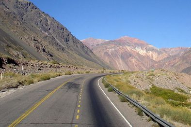MDZol | El buen estado del tiempo permitió que se normalizara el tránsito internacional en alta montaña.