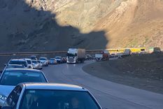 Ayer cruzaron un total de 3.000 argentinos hacia Chile por el Paso Los Libertadores Foto: Gentileza