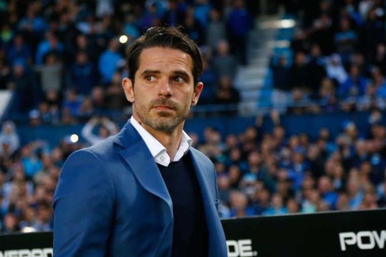 Gago pierde a Cardona.