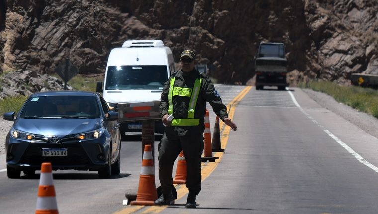 Consejos a tener en cuenta ante imprevistos mecánicos en la ruta Foto: ALF PONCE MERCADO / MDZ