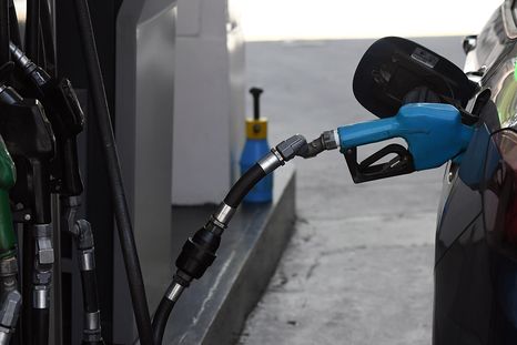 El precio del barril a nivel internacional presiona en los costos y las petroleras que operan en el país remarcan sus pizarras. El precio del barril a nivel internacional presiona en los costos y las petroleras que operan en el país remarcan sus pizarras.