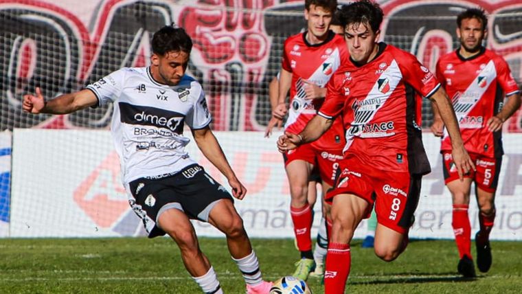 Maipú apenas empató sin goles en su estadio. 