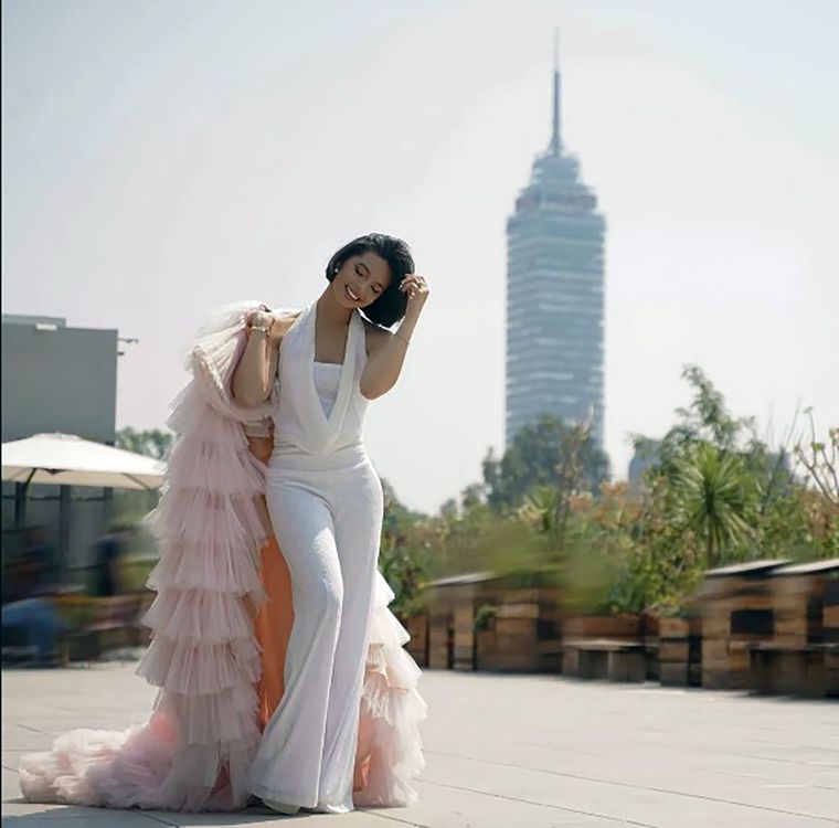 Angela Aguilar no solo es una cantante fenomenal sino todo una referente en la moda. Foto: Instagram @angela_aguilar_