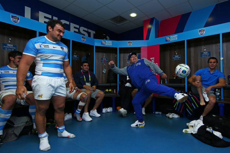 Maradona con Los Pumas en el Mundial de rugby de 2015 Foto: World Rugby