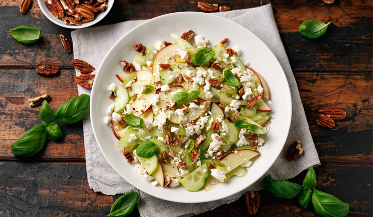 La manzana verde y las nueces suman crocancia y energía a las comidas livianas. Foto: Archivo La manzana verde y las nueces suman crocancia y energía a las comidas livianas. Foto: Archivo