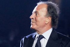 JULIO IGLESIAS VUELVE A SER NOTICIA. HAY PREOCUPACIÓN POR SU ESTADO DE SALUD.