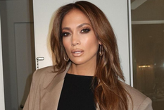 En el día de su cumpleaños, Jennifer Lopez posa con un conjunto de lencería Jennifer Lopez ha trabajado en películas como The Wedding Planner, Gigli, The Mother, entre otras. Foto: Instagram