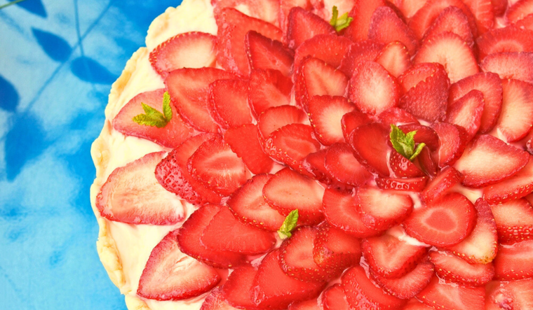 Cómo preparar una tarta de fresa y nata que encantará a todos Foto: Shutterstock