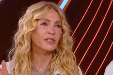 Cris se encuentra aterrada tras lo sucedido. Cris se encuentra aterrada tras lo sucedido.