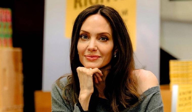 Enorme similitud entre Angelina Jolie y su madre, Marcheline Bertrand.