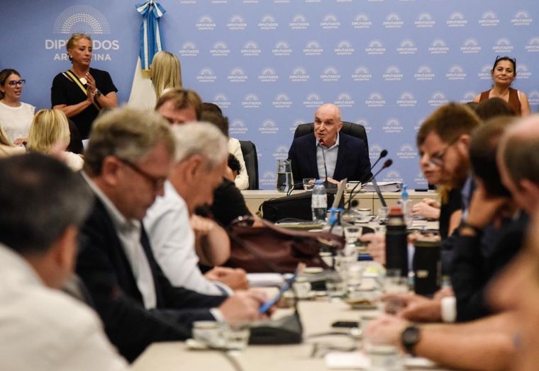 Espert José Luis Espert estará a cargo de la conducción del primer debate en el Congreso. Crédito: NA Foto: Noticias Argentinas