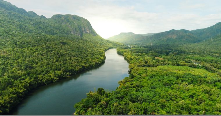 La calidad del agua de los ríos tienden a deteriorarse durante los eventos climáticos extremos Foto: Shutterstock