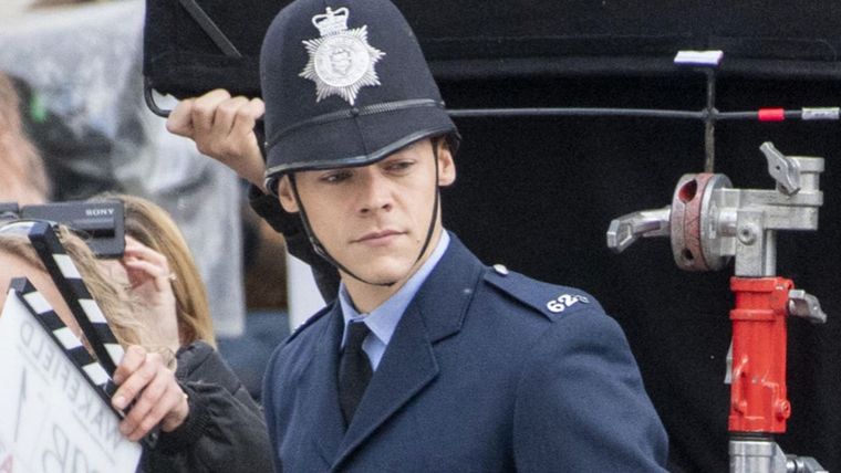 Foto: https://www.laxmasmusica.com/noticias/primeras-imagenes-publicadas-de-harry-styles-para-la-nueva-pelicula-my-policeman/