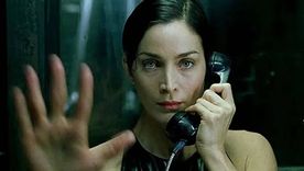 Pasaron 24 años desde que Carrie Anne Moss trabajó por primera vez en la franquicia The Matrix.