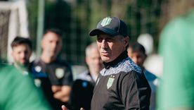 Pedro Troglio explotó contra la CD de Banfield por las inhibiciones y no poder utilizar a sus refuerzos. Foto: Banfield Pedro Troglio explotó contra la CD de Banfield por las inhibiciones y no poder utilizar a sus refuerzos. Foto: Banfield