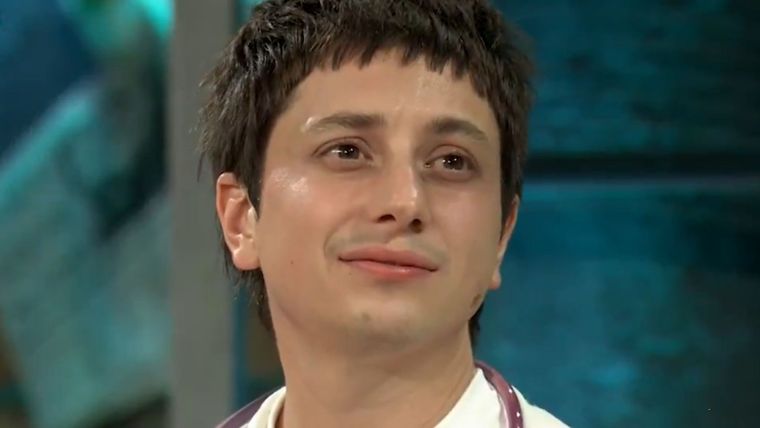 Paco se confesó en el living español. / Captura La Revuelta