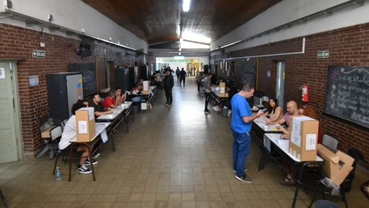 Según marcó la Junta Electoral, no hubo votantes que denunciaran no poder votar por falta de boletas Foto: Maximiliano Ríos / MDZ