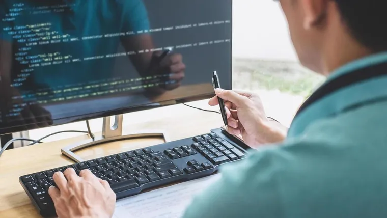 La inteligencia artificial advierte sobre tres carreras que estan en riesgo. Foto: Archivo La inteligencia artificial advierte sobre tres carreras que estan en riesgo. Foto: Archivo