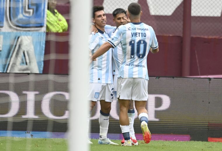 Racing venció en cancha de Lanús a Santamarina de Tandil. Foto: Fotobaires