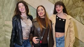 Fanáticos, entusiastas y curiosos de todas las edades disfrutaron de un show cargado de hits. Fanáticos, entusiastas y curiosos de todas las edades disfrutaron de un show cargado de hits.