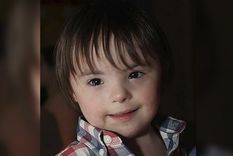 Renzo Villanueva cayó de un séptimo piso y murió. Su madre cree que su padre lo tiró. Renzo Villanueva cayó de un séptimo piso y murió. Su madre cree que su padre lo tiró.