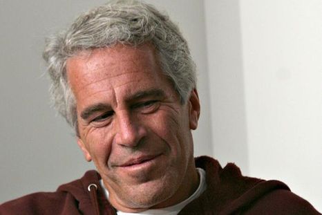 Jeffrey Epstein en Cambridge, Massachusetts, en 2004. Jeffrey Epstein en Cambridge, Massachusetts, en 2004.