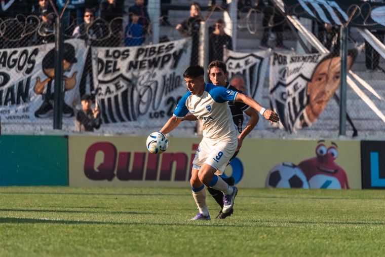 Martín Pino (9) es el goleador de Godoy Cruz y el máximo artillero del campeonato con siete conquistas.&nbsp;