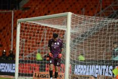 Rago y una noche histórica para el Celeste. Foto: @TemperleyOK